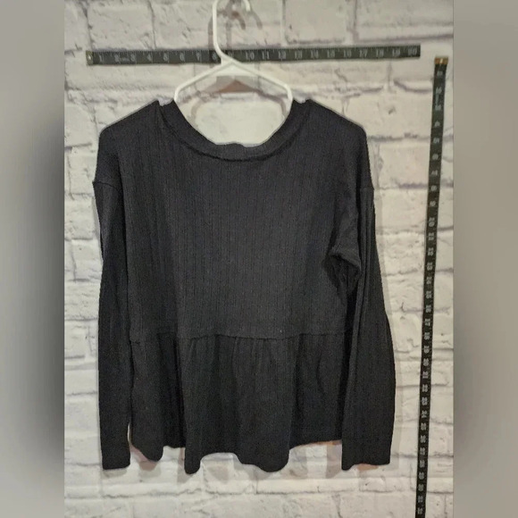 Maurices Solid Button Front Babydoll Long Sleeve Black Top Size M - Picture 2 of 3